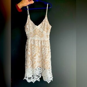 Kendall & Kylie Size Small White and Nude Lace Dress